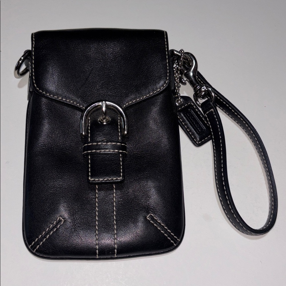 Coach Black Vintage Y2K Soho Wristlet Coach Black Leather Cell Phone Holder Y2K - Picture 2 of 16